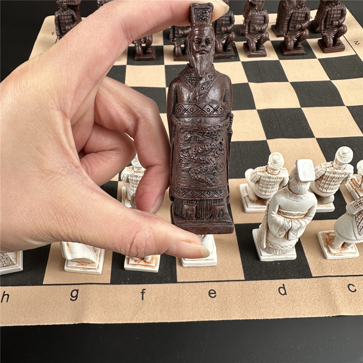 Peças de Xadrez Antigas de Xad - Board Game Queen avaliação e preço